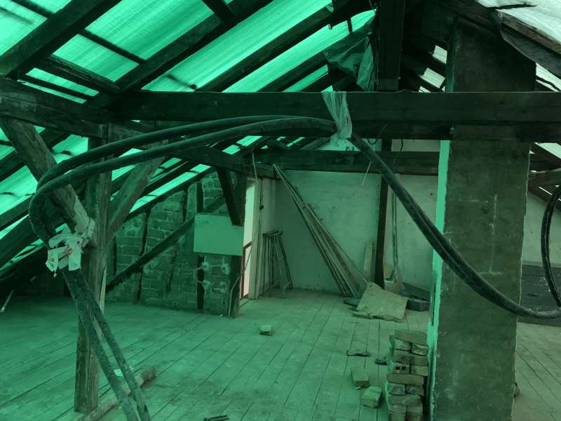 BAU.DE / BAU-Forum: 2. Bild zu Frage "Fehlende Statik für DG Umbau und mangelhafte Ausführung der Dachloggia" im BAU-Forum "Modernisierung / Sanierung / Bauschäden" BAU.DE / BAU-Forum: 2. Bild zu Frage "Fehlende Statik für DG Umbau und mangelhafte Ausführung der Dachloggia" im BAU-Forum "Modernisierung / Sanierung / Bauschäden"