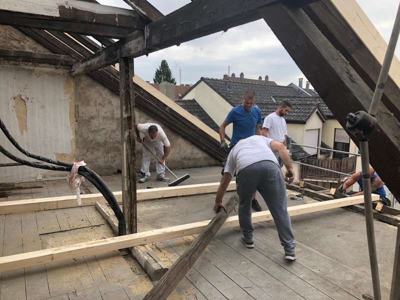 BAU.DE / BAU-Forum: 3. Bild zu Frage "Fehlende Statik für DG Umbau und mangelhafte Ausführung der Dachloggia" im BAU-Forum "Modernisierung / Sanierung / Bauschäden" BAU.DE / BAU-Forum: 3. Bild zu Frage "Fehlende Statik für DG Umbau und mangelhafte Ausführung der Dachloggia" im BAU-Forum "Modernisierung / Sanierung / Bauschäden"