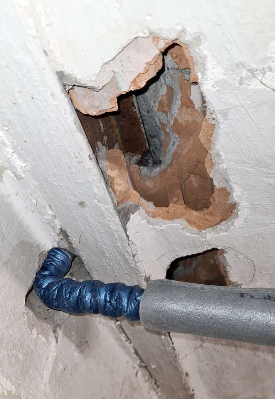 BAU.DE / BAU-Forum: 2. Bild zu Frage "Beschädigung Kappendecke > Stabilität?" im BAU-Forum "Modernisierung / Sanierung / Bauschäden" BAU.DE / BAU-Forum: 2. Bild zu Frage "Beschädigung Kappendecke > Stabilität?" im BAU-Forum "Modernisierung / Sanierung / Bauschäden"