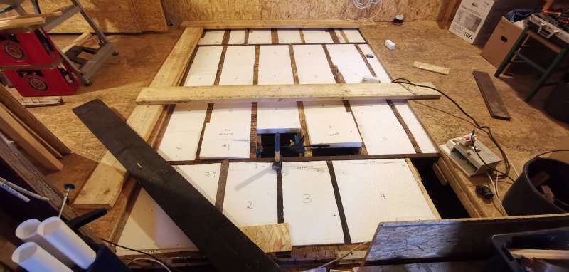 BAU.DE / BAU-Forum: 1. Bild zu Frage "Filz in Holzfußboden legen?" im BAU-Forum "Modernisierung / Sanierung / Bauschäden" BAU.DE / BAU-Forum: 1. Bild zu Frage "Filz in Holzfußboden legen?" im BAU-Forum "Modernisierung / Sanierung / Bauschäden"