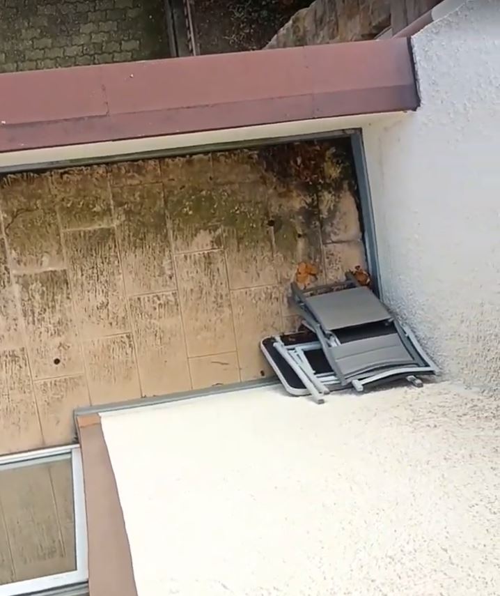 BAU.DE / BAU-Forum: 1. Bild zu Antwort "Bitte Fragen beantworten - Danke" auf die Frage "Sanierung der Loggia" im BAU-Forum "Modernisierung / Sanierung / Bauschäden" BAU.DE / BAU-Forum: 1. Bild zu Antwort "Bitte Fragen beantworten - Danke" auf die Frage "Sanierung der Loggia" im BAU-Forum "Modernisierung / Sanierung / Bauschäden"