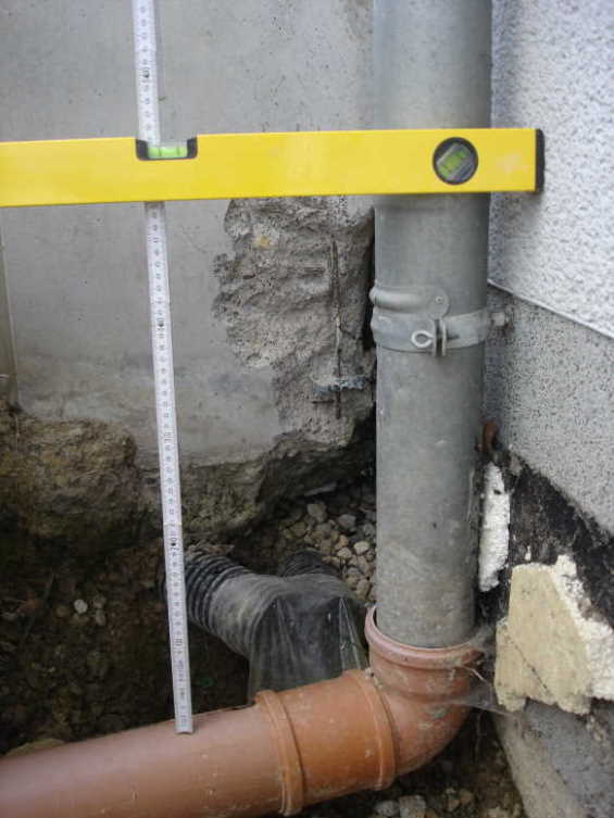 BAU.DE / BAU-Forum: 3. Bild zu Antwort "Bodenplatte vertikal abdichten – Methoden und Materialien" auf die Frage "Bodenplatte Vertikalabdichtung: Methoden, Materialien & Kosten im Überblick" im BAU-Forum "Tiefbau und Spezialtiefbau" BAU.DE / BAU-Forum: 3. Bild zu Antwort "Bodenplatte vertikal abdichten – Methoden und Materialien" auf die Frage "Bodenplatte Vertikalabdichtung: Methoden, Materialien & Kosten im Überblick" im BAU-Forum "Tiefbau und Spezialtiefbau"
