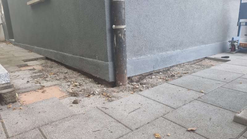 BAU.DE / BAU-Forum: 2. Bild zu Frage "Hausfundament beschädigt: Ursachen, Risiken & Kosten der Reparatur?" im BAU-Forum "Tiefbau und Spezialtiefbau" BAU.DE / BAU-Forum: 2. Bild zu Frage "Hausfundament beschädigt: Ursachen, Risiken & Kosten der Reparatur?" im BAU-Forum "Tiefbau und Spezialtiefbau"