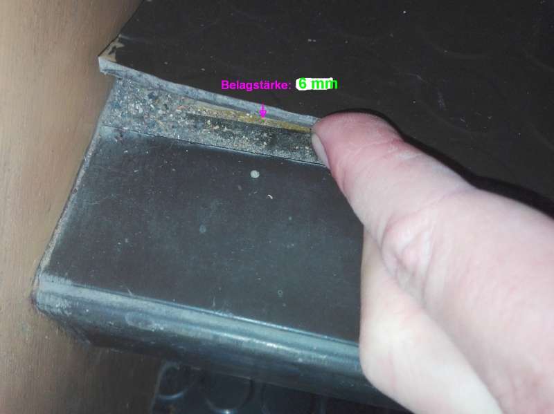 BAU.DE / BAU-Forum: 5. Bild zu Frage "Treppenkanten-Reparatur: PVC-Noppenboden lösen oder nur beschädigtes Profil ersetzen? Kosten & Risiken" im BAU-Forum "Treppen, Rampen, Leitern" BAU.DE / BAU-Forum: 5. Bild zu Frage "Treppenkanten-Reparatur: PVC-Noppenboden lösen oder nur beschädigtes Profil ersetzen? Kosten & Risiken" im BAU-Forum "Treppen, Rampen, Leitern"