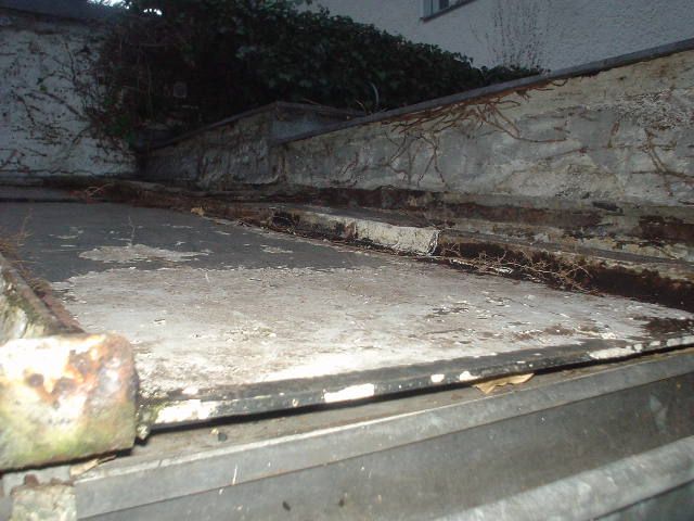 BAU.DE / BAU-Forum: 1. Bild zu Frage "Glasdach erneuern - Verbundglas oder Drahtglas? Abdichtung?" im BAU-Forum "Wintergarten" BAU.DE / BAU-Forum: 1. Bild zu Frage "Glasdach erneuern - Verbundglas oder Drahtglas? Abdichtung?" im BAU-Forum "Wintergarten"