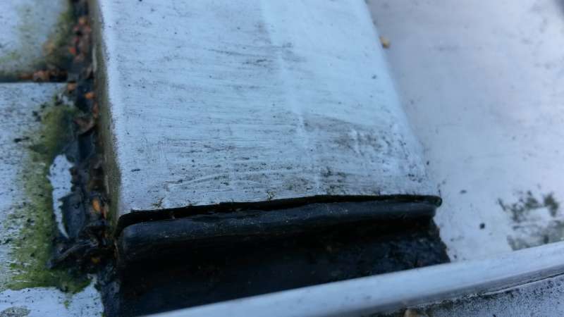 BAU.DE / BAU-Forum: 1. Bild zu Frage "Schüco Wintergartenprofile (BJ 2000): Identifizierung, Reparatur & Kostenüberblick?" im BAU-Forum "Wintergarten" BAU.DE / BAU-Forum: 1. Bild zu Frage "Schüco Wintergartenprofile (BJ 2000): Identifizierung, Reparatur & Kostenüberblick?" im BAU-Forum "Wintergarten"