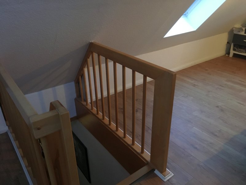 BAU.DE / BAU-Forum: 1. Bild zu Frage "Drempel undicht? Ursachen für Zugluft im Spitzboden finden & Dämmung prüfen" im BAU-Forum "Dach" BAU.DE / BAU-Forum: 1. Bild zu Frage "Drempel undicht? Ursachen für Zugluft im Spitzboden finden & Dämmung prüfen" im BAU-Forum "Dach"