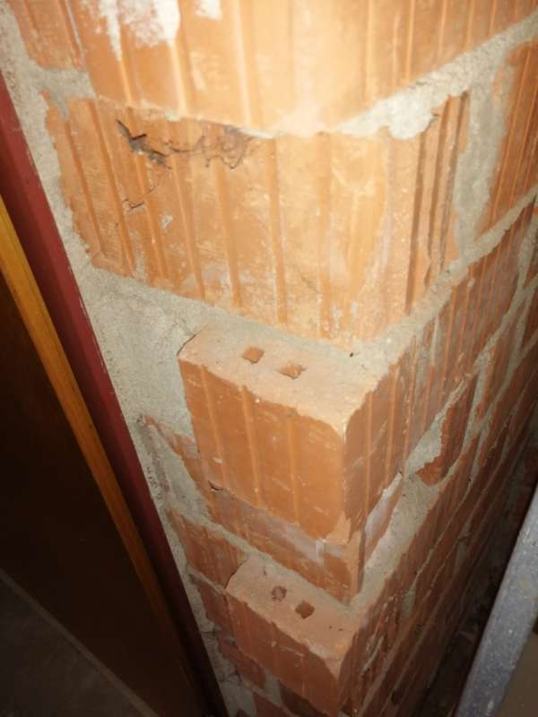 BAU.DE / BAU-Forum: 4. Bild zu Frage "Innenwand verputzen: Rezeptur, Untergrund, Vorbereitung & Materialbedarf?" im BAU-Forum "Innenwände" BAU.DE / BAU-Forum: 4. Bild zu Frage "Innenwand verputzen: Rezeptur, Untergrund, Vorbereitung & Materialbedarf?" im BAU-Forum "Innenwände"