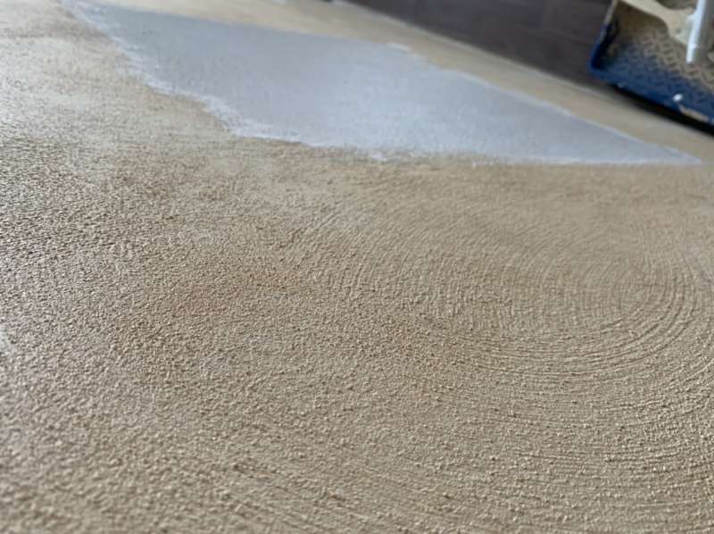 BAU.DE / BAU-Forum: 1. Bild zu Frage "Strukturputz entfernen" im BAU-Forum "Innenwände" BAU.DE / BAU-Forum: 1. Bild zu Frage "Strukturputz entfernen" im BAU-Forum "Innenwände"