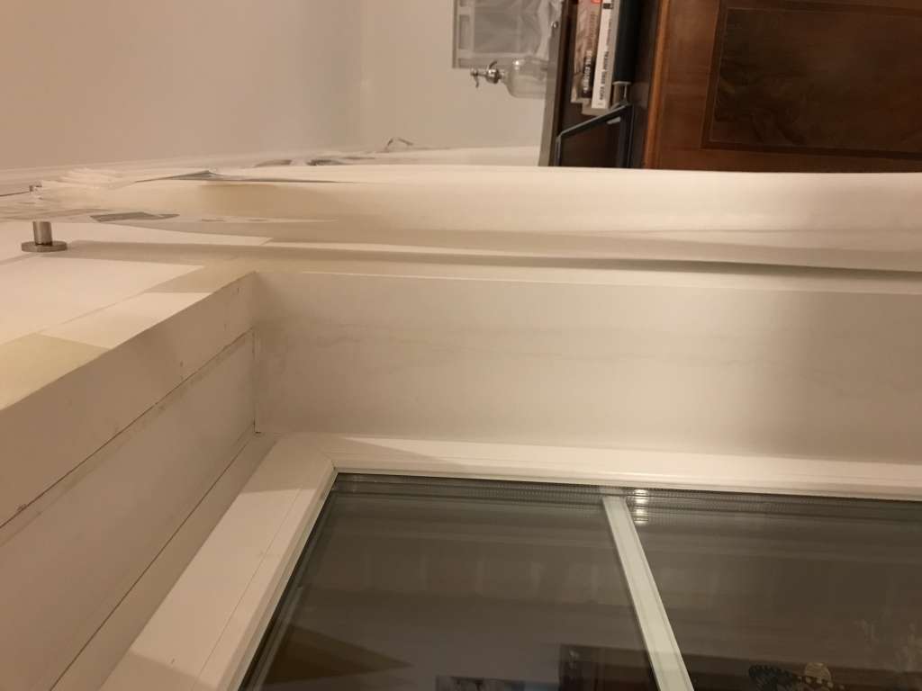 BAU.DE / BAU-Forum: 3. Bild zu Frage "Regenwasser-Schaden an Decke: Ursachen, Ortung & Sanierung bei Gaube?" im BAU-Forum "Innenwände" BAU.DE / BAU-Forum: 3. Bild zu Frage "Regenwasser-Schaden an Decke: Ursachen, Ortung & Sanierung bei Gaube?" im BAU-Forum "Innenwände"