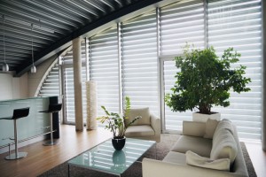 Wintergarten-Rollladen: Effektiver Hitzeschutz und Energieeffizienz zu jeder Jahreszeit Wintergarten-Rollladen: Effektiver Hitzeschutz und Energieeffizienz zu jeder Jahreszeit