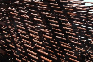 Baustahlgewebe ist eine vorgefertigte Gitterstruktur aus verschweißten Stahldrähten, die zur Bewehrung von Betonbauteilen dient. Baustahlgewebe ist eine vorgefertigte Gitterstruktur aus verschweißten Stahldrähten, die zur Bewehrung von Betonbauteilen dient.