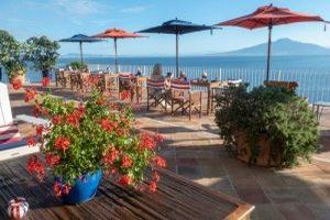 Die richtige Wahl von Sonnenschirmhalterungen - Wissenswertes! - Bild: Nick Fewings auf Unsplash Die richtige Wahl von Sonnenschirmhalterungen - Wissenswertes! - Bild: Nick Fewings auf Unsplash