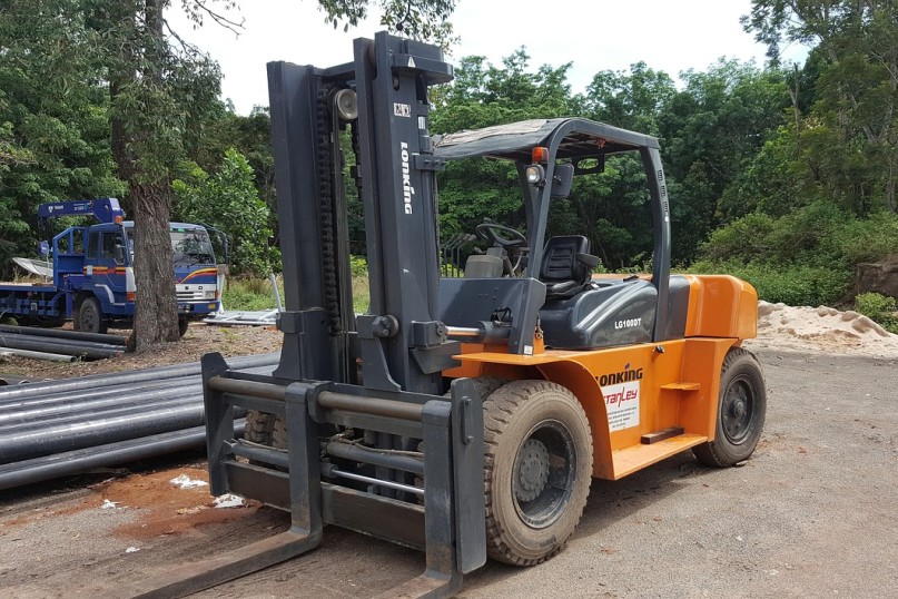 Die Wahl des passenden Gabelstaplertyps h&auml;ngt von den spezifischen Anforderungen und der Einsatzumgebung ab